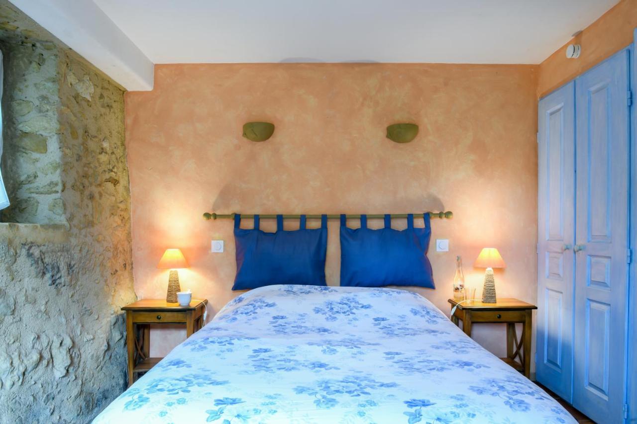 Logis Le Relais Du Bastidou Hotel Beaumarches Exterior photo