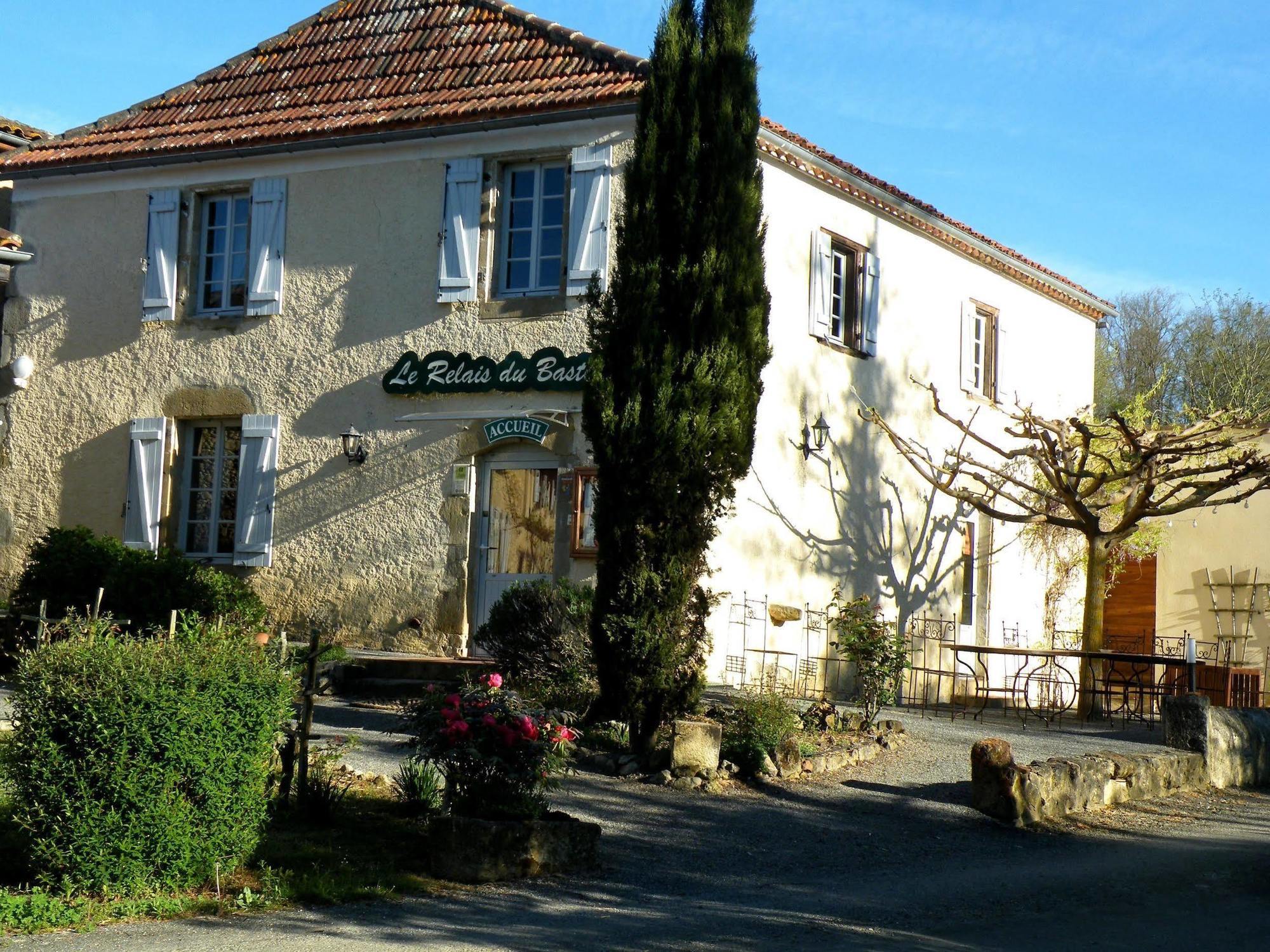 Logis Le Relais Du Bastidou Hotel Beaumarches Exterior photo